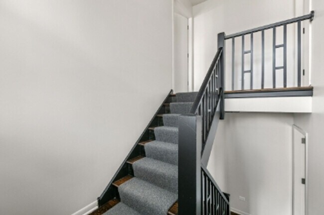 Foto del edificio - 3119 W Wabansia Ave