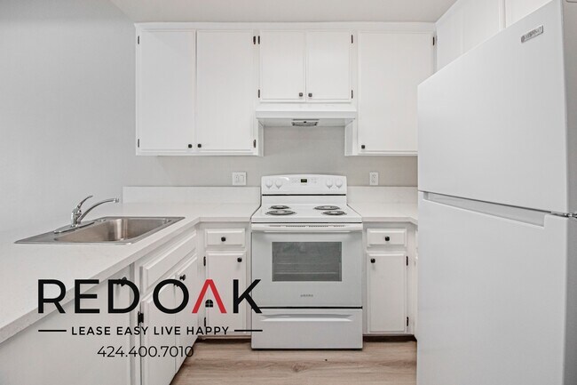 Foto del edificio - 3711 Cogswell Rd