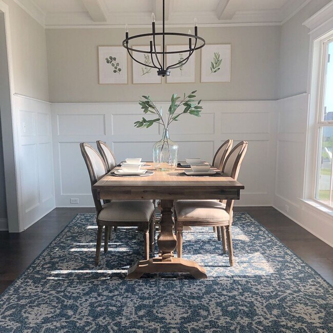 Building Photo - Beautiful Home located in Evans