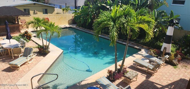 Foto del edificio - 204 Pierce Ave