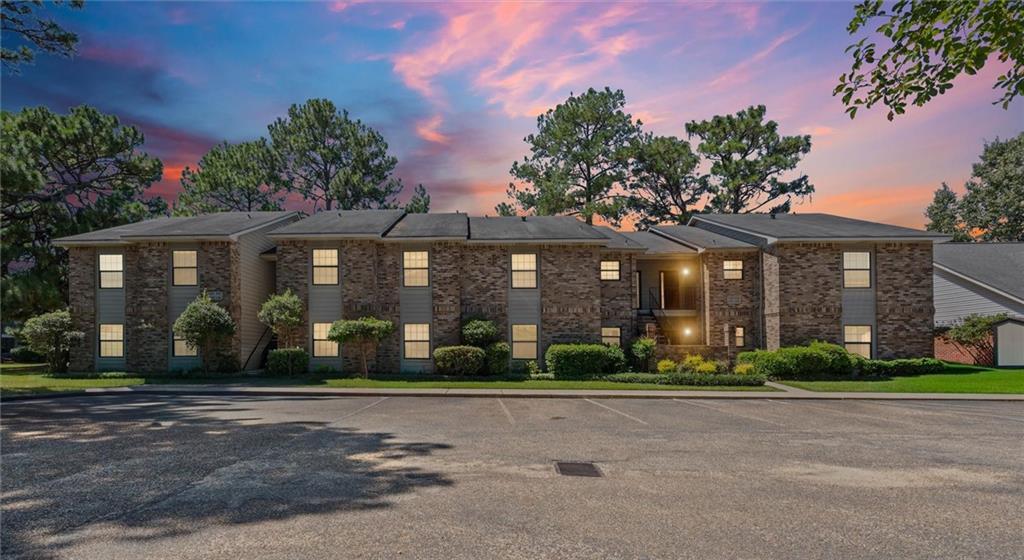 Foto principal - 1260 Sutton Ct
