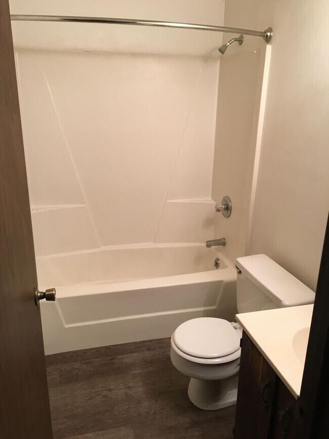 Foto del edificio - $925 | 2 Bedroom, 1 Bathroom Apartment | P...