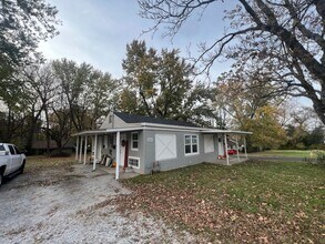Building Photo - 507 S Scenic Ave