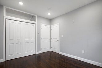 Building Photo - 116 Milton Ave