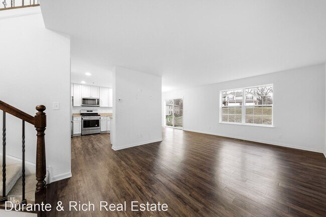 Building Photo - 7109 Hidden Green Cir