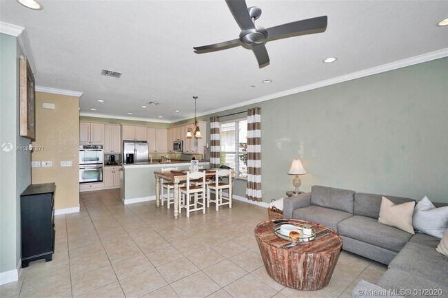 Foto del edificio - 5317 SW 183rd Ave