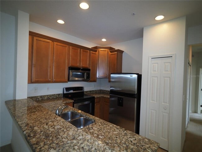 Foto del edificio - 3617 Parkridge Cir