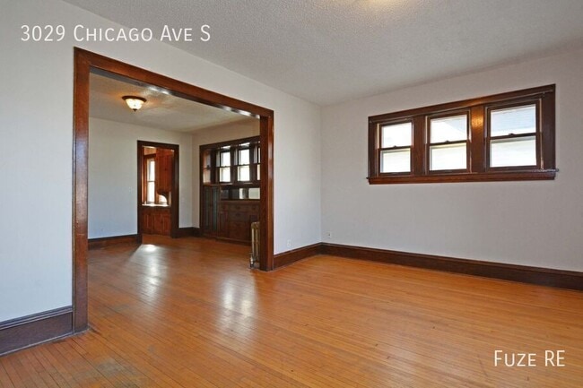 Foto del edificio - 3029 Chicago Ave