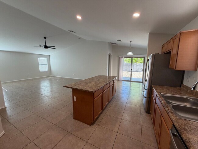 Foto del edificio - 13925 W Mauna Loa Ln