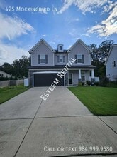 Building Photo - 425 Mockingbird Ln