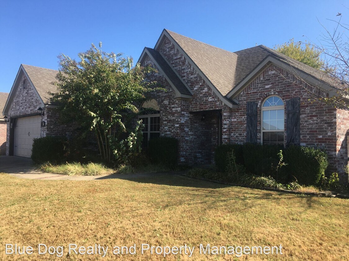 Primary Photo - 4 br, 2 bath House - 2709 SW Tanglewood Ave