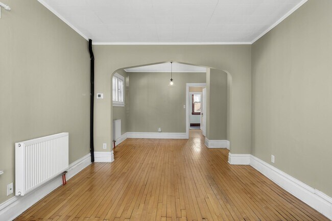 Building Photo - 2717 Aldrich Ave S