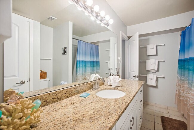 Building Photo - 180 Ocean Hibiscus Dr