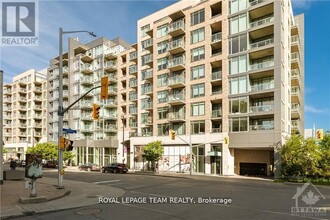 Building Photo - 108 Richmond Rd