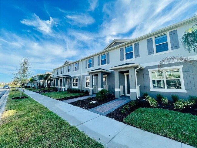 Building Photo - 10119 SALT POINT Dr