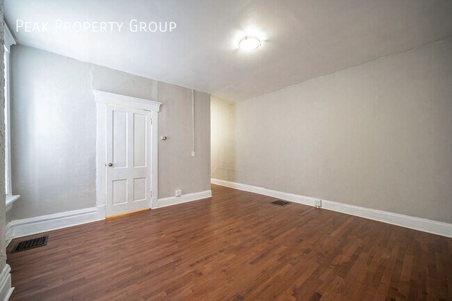Foto del edificio - 2357 N High St