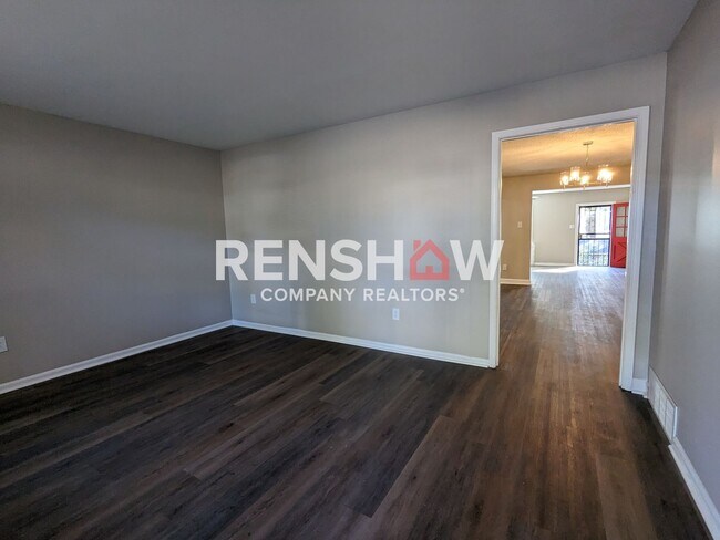 Foto del edificio - Upgraded Property in Raleigh / Springhill ...