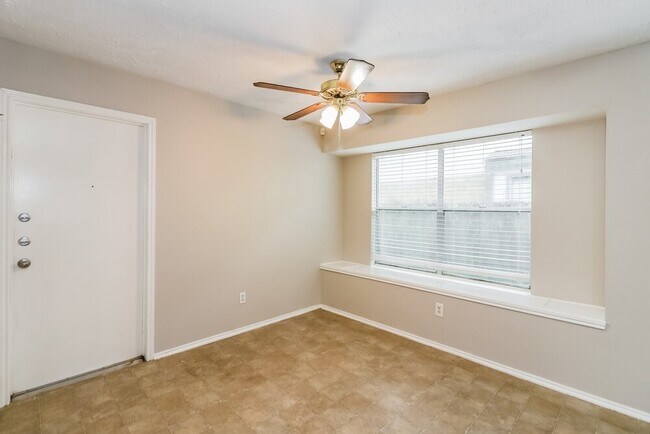 Foto del edificio - 1014 Mayweather Ln