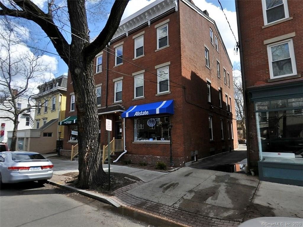 Primary Photo - 979 State St