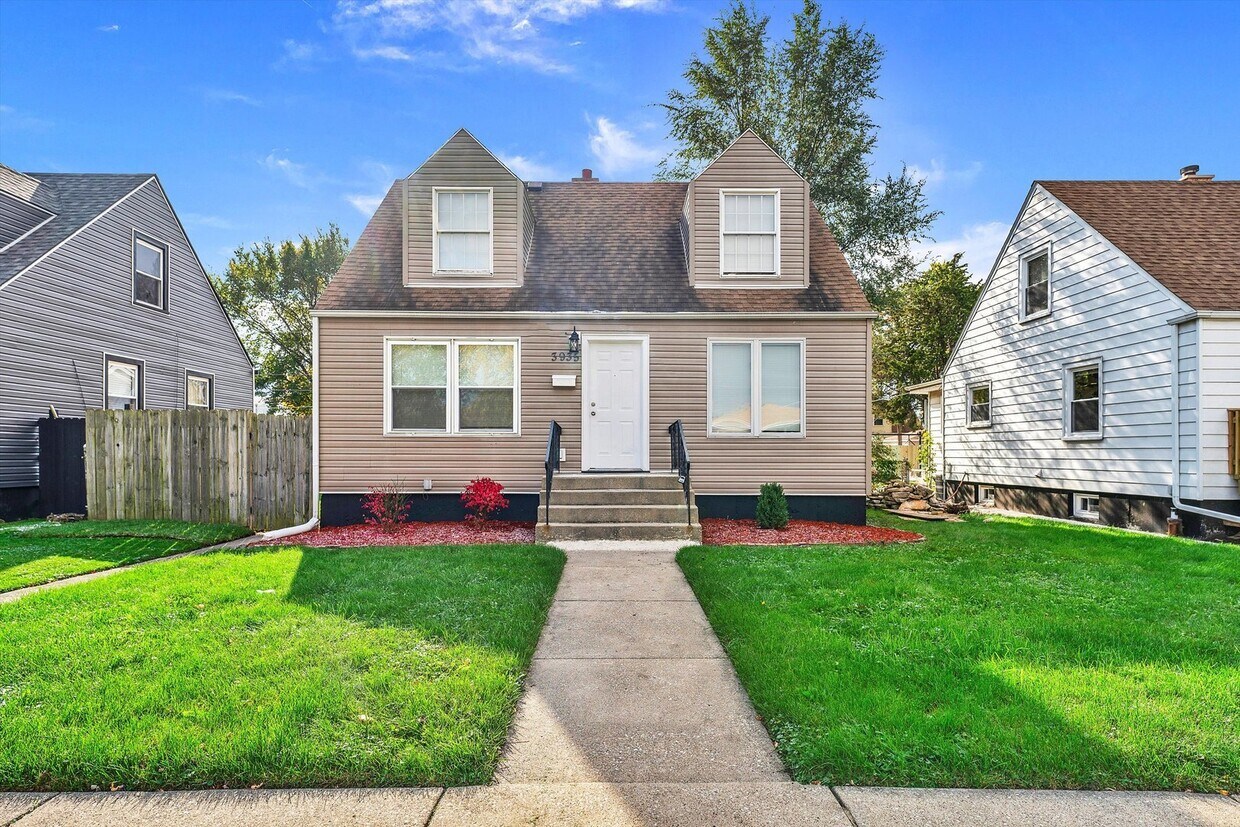 3935 W 85th St, Chicago, IL 60652 House Rental in Chicago, IL