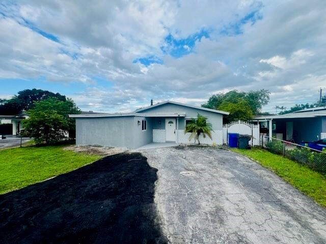 Foto del edificio - 3231 NW 72nd Way