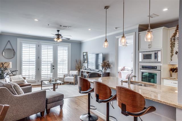 Foto del edificio - 8616 Turtle Creek Blvd