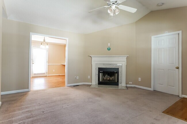 Building Photo - 1505 Woodline Dr