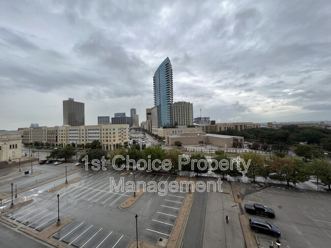 Foto del edificio - 221 W Lancaster Ave