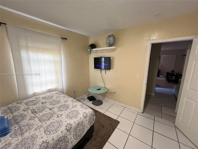 Foto del edificio - 55 NW 69th St