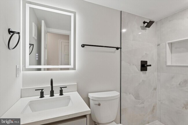 Foto del edificio - 2117 Bellmore St