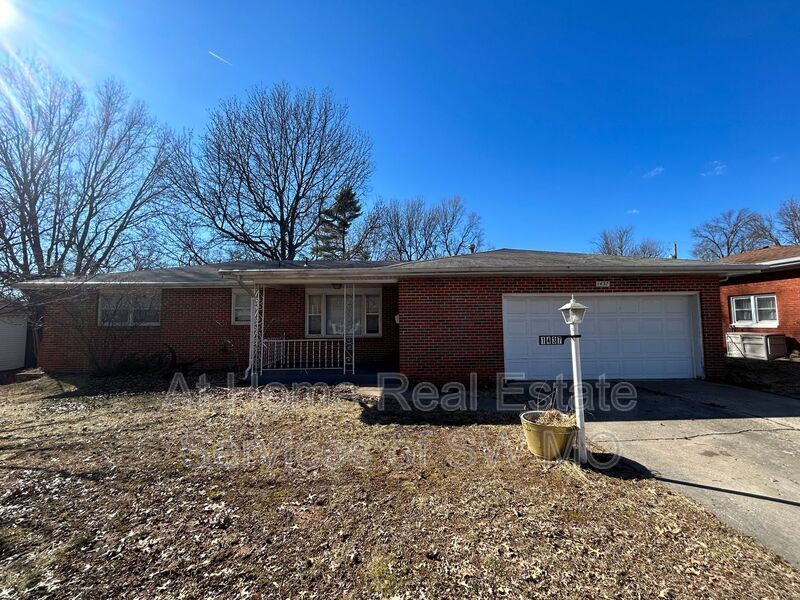 Primary Photo - 1437 S Catalina Ave
