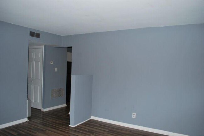 Foto del edificio - 948 Waverly Dr