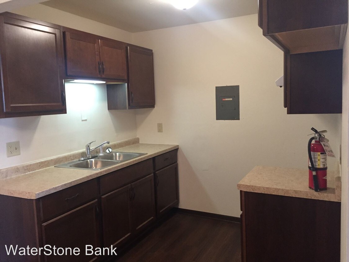 Foto principal - 2725 S 12th St