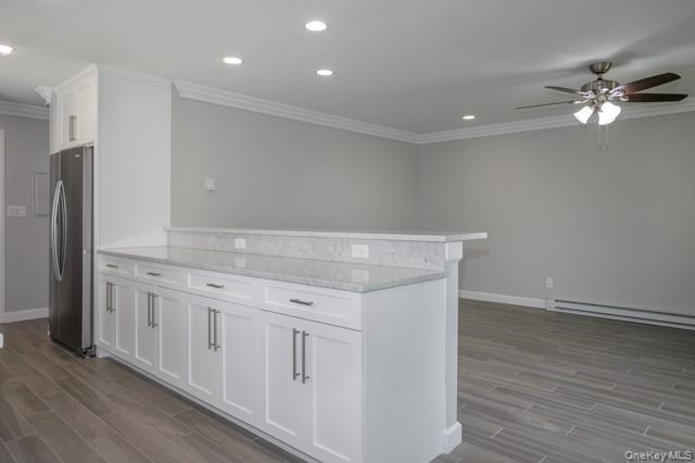 Foto del edificio - 146 Montauk Hwy