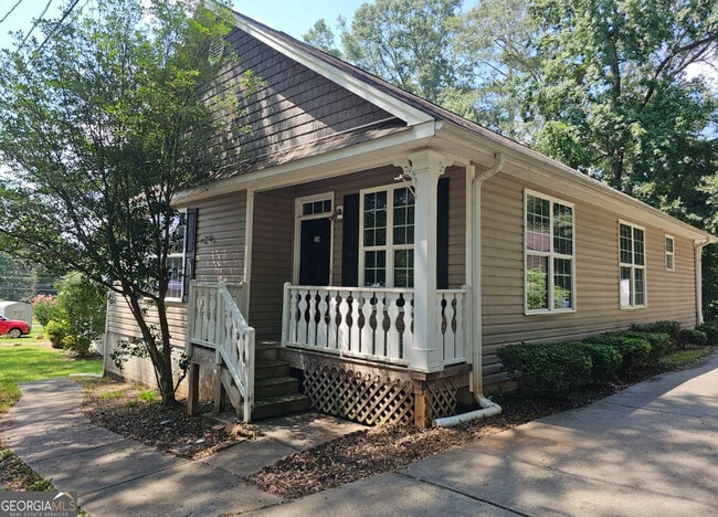 Building Photo - 110 Carver St