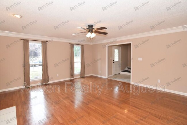 Building Photo - 4111 Eagle Nest Dr