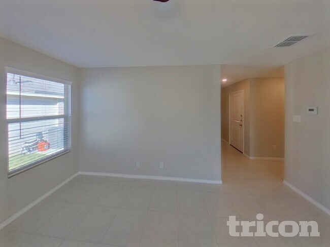 Foto del edificio - 8304 Bell Rdg Ln