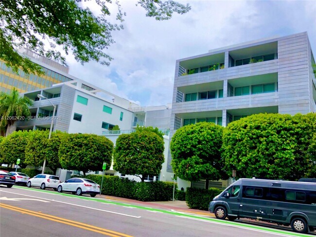 Foto del edificio - 1700 Meridian Ave