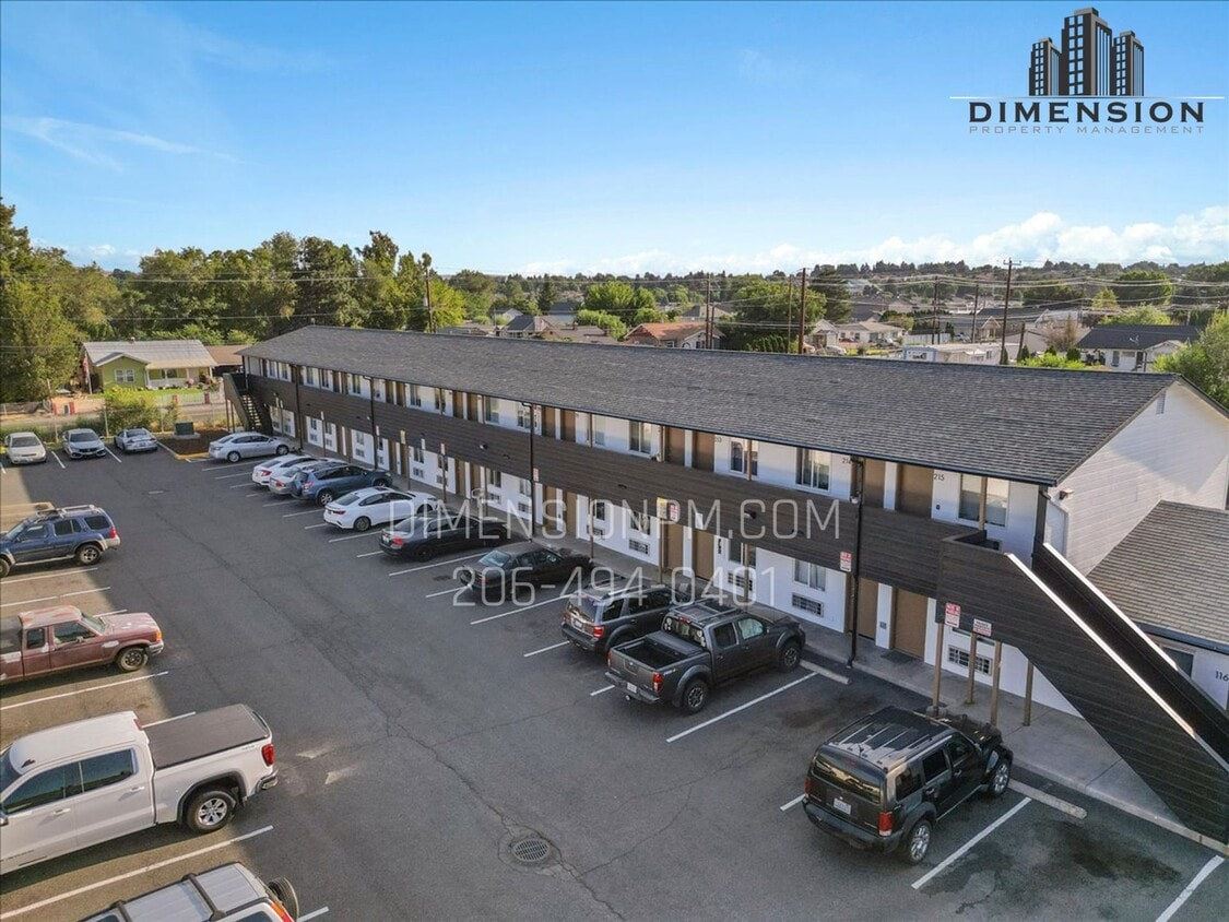 Primary Photo - Columbia Apartments Yakima