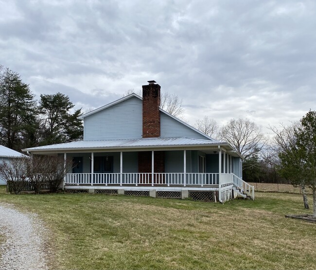 Building Photo - 165 Langford Hill Rd