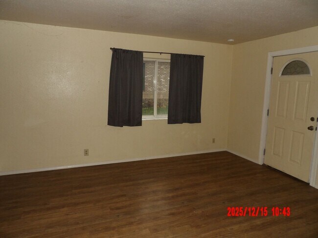 Foto del edificio - 3 Bedroom Duplex