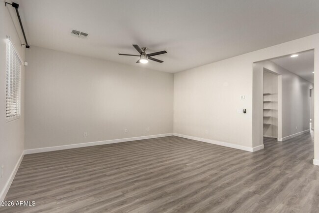 Foto del edificio - 11204 W Mobile Ln