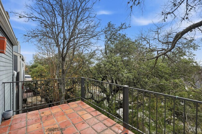 Foto del edificio - 606 W Lynn St