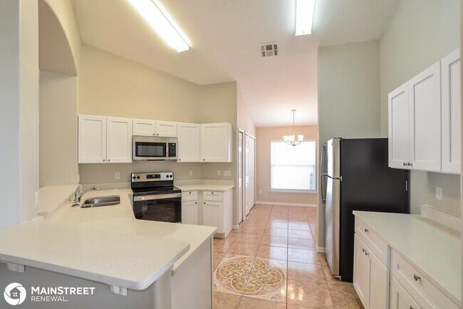 Building Photo - 4301 CYPRESS BAY CT, ORLANDO, FL 32822