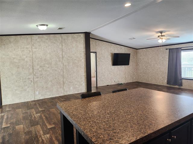 Foto del edificio - 2212 Co Rd 342