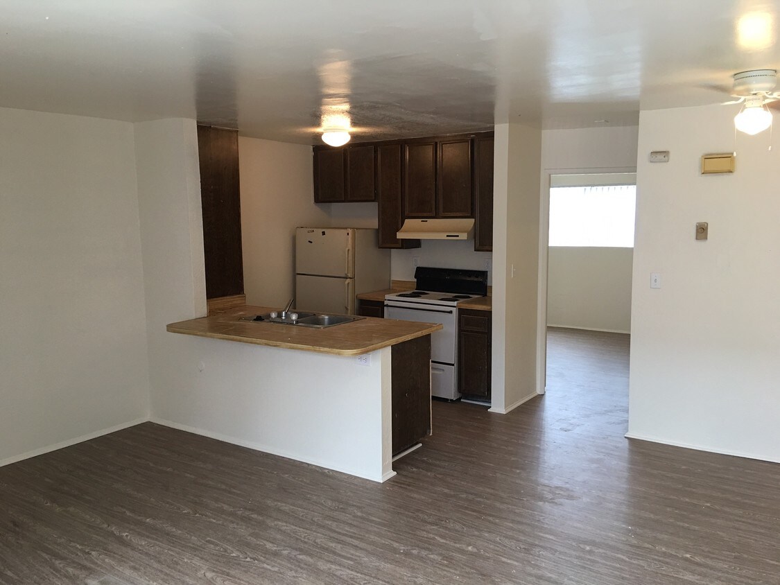 Building Photo - 4162 Estrella Ave