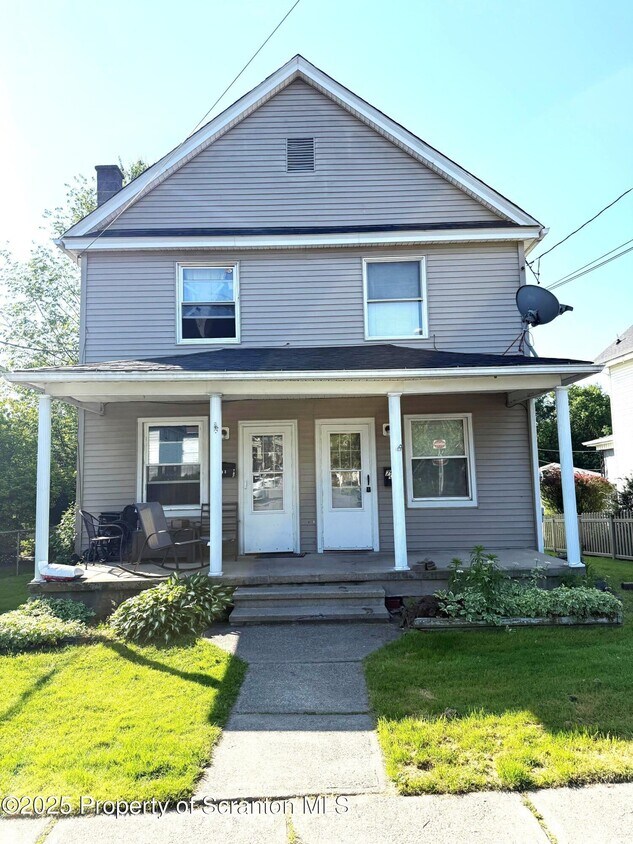 Foto principal - 702 Morgan St