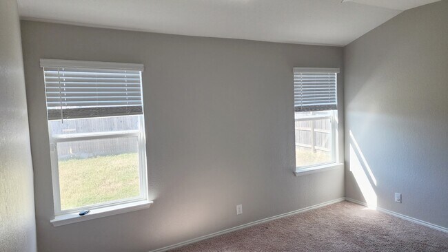 Building Photo - 4051 Fort Palmer Blvd