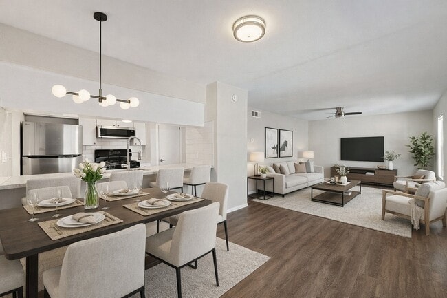 Foto del edificio - 5005 Manor Rd