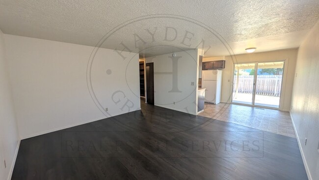 Building Photo - 3134 Brittany Dr
